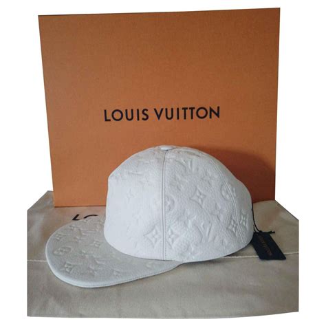 casquette louis vuitton blanche